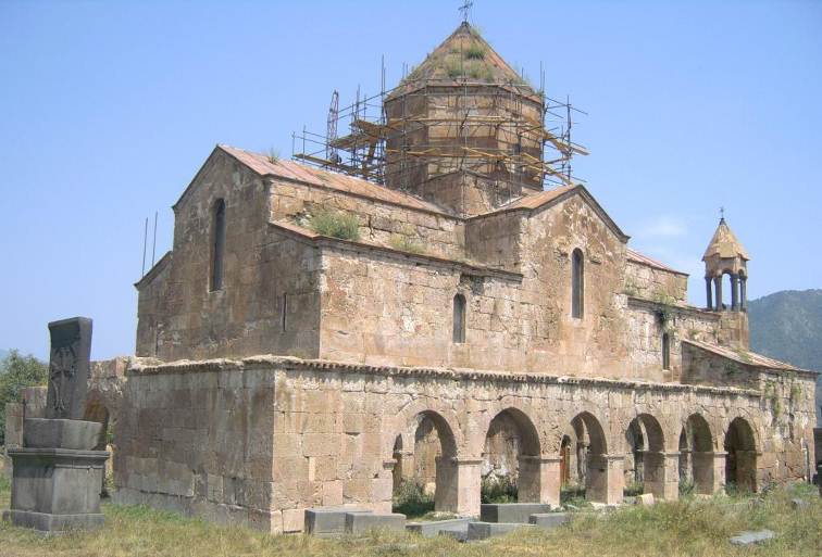 Армения, Величествената черква от 7-ми век в Одзун
