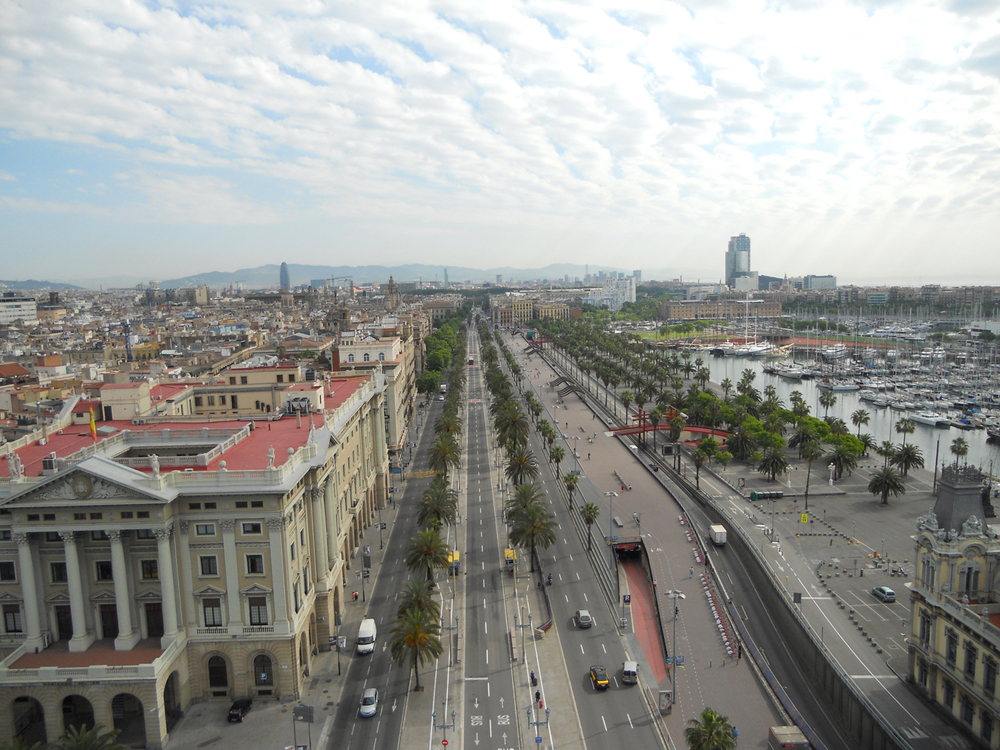 Испания, Барселона, Гледка от статуята на Колумб
