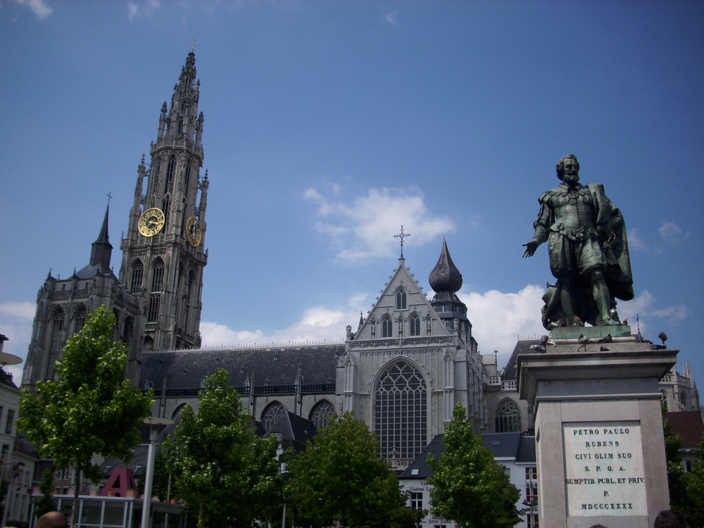 Белгия, Антверпен, Groen Plaatz, централният площад в Антверпен
