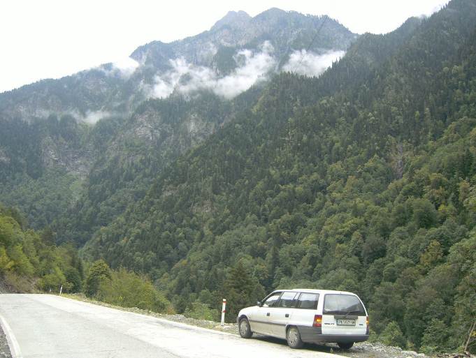 Грузия, През планината Кавказ
