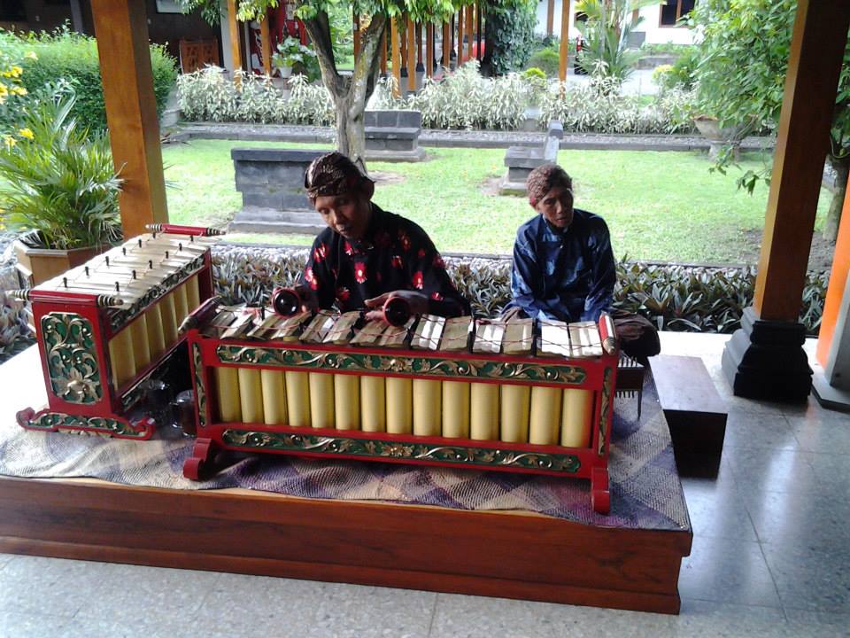 Индонезия, остров Ява, Музиканти на рецепцията
