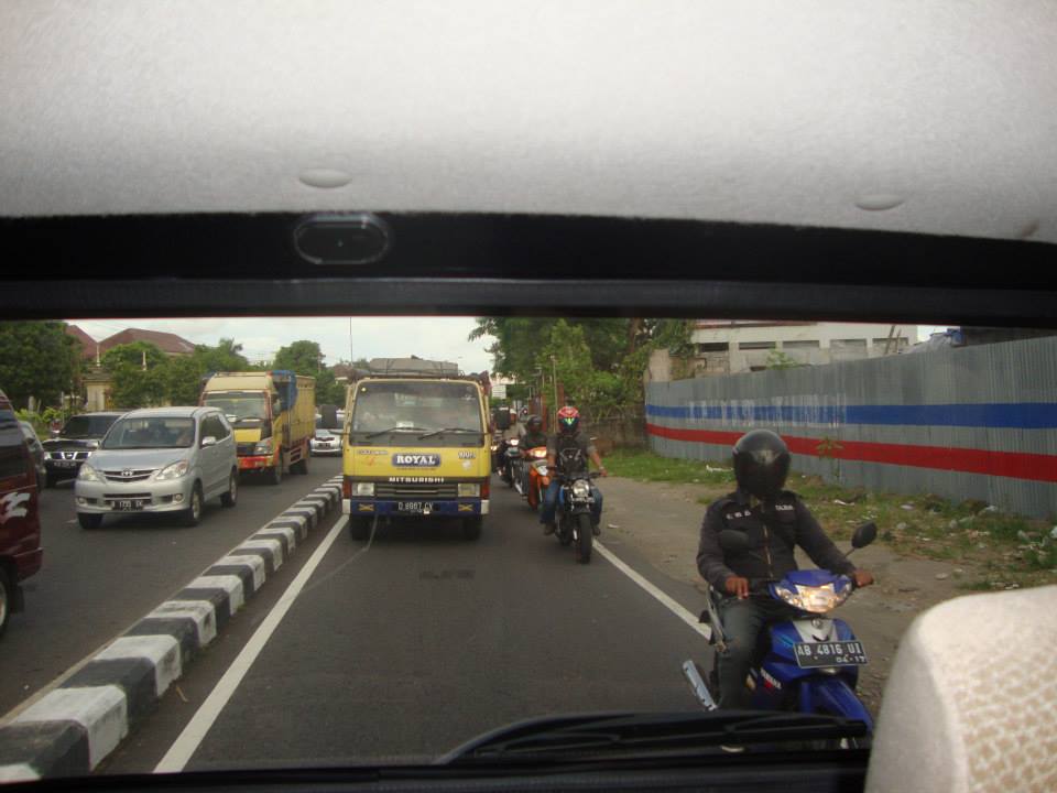 Индонезия, Лента за мотопедисти
