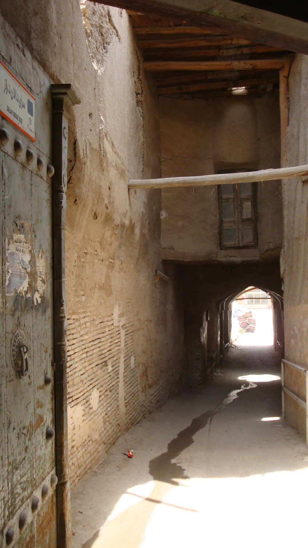 Иран, средновековен кирпичен тунел
