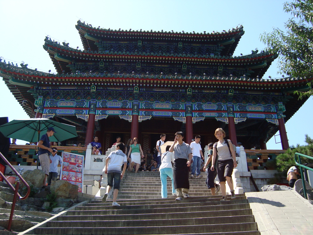 Китай, храмът на върха
