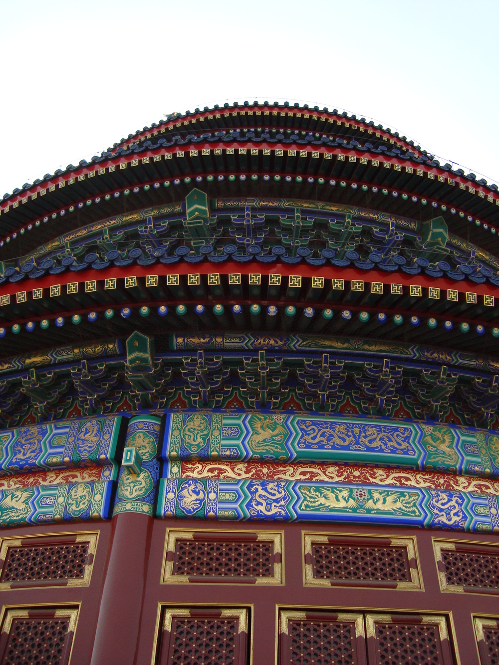 Китай, Пекин, няма неизрисувано местенце по фасадата
