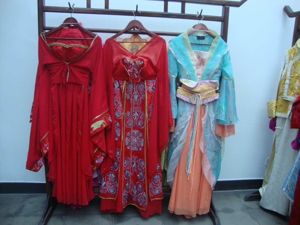 Китай, Сватбени облекла от династията Тан
