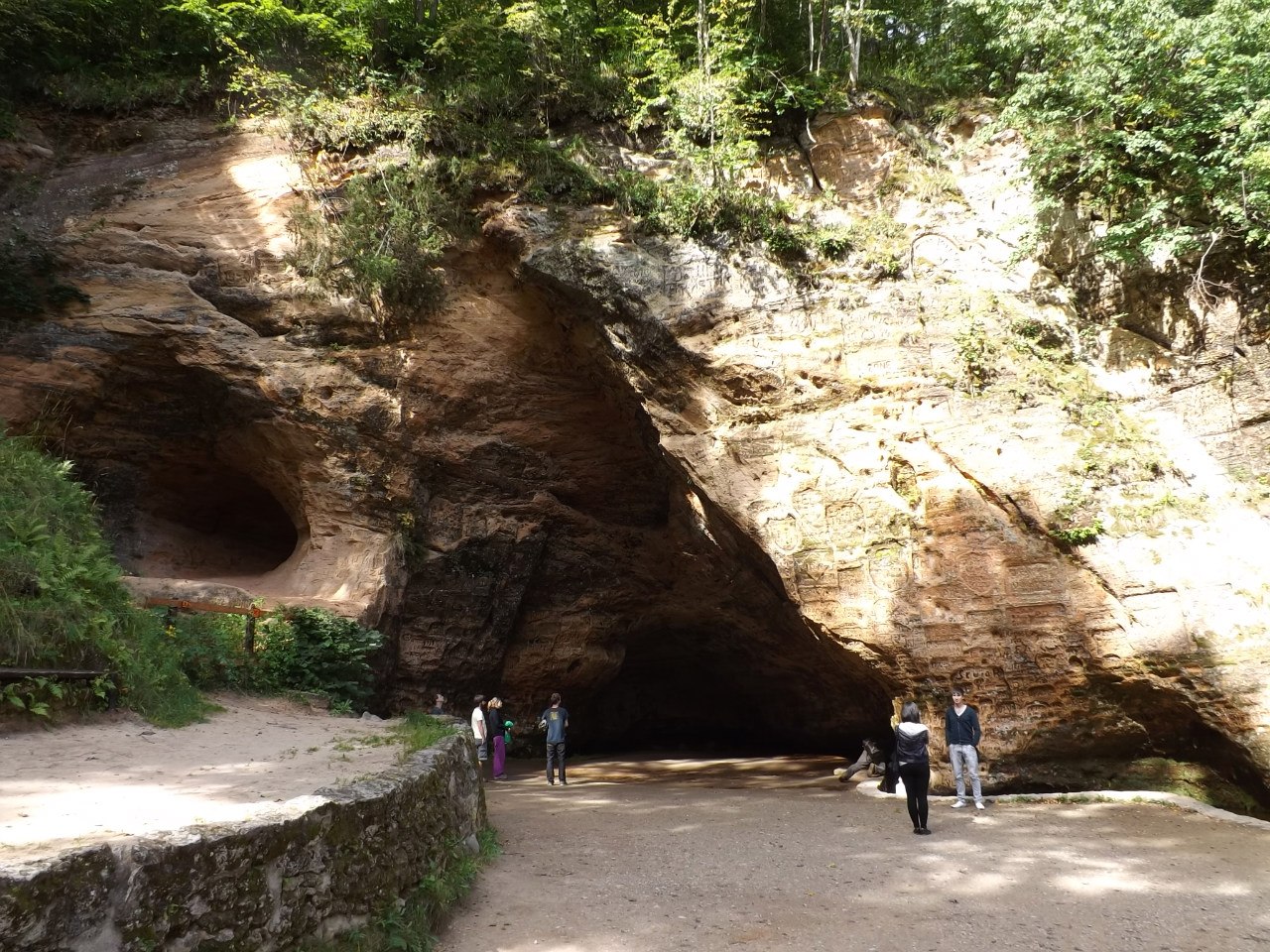 Латвия, Пещерата Гутман
