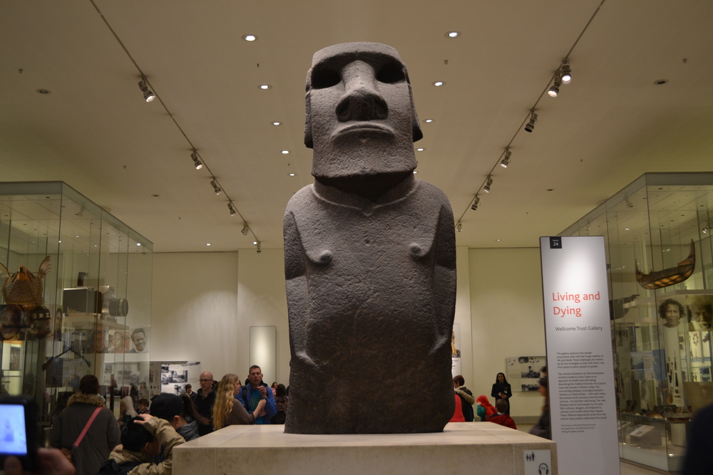 Лондон, Британският музей, статуя от Великденските острови
