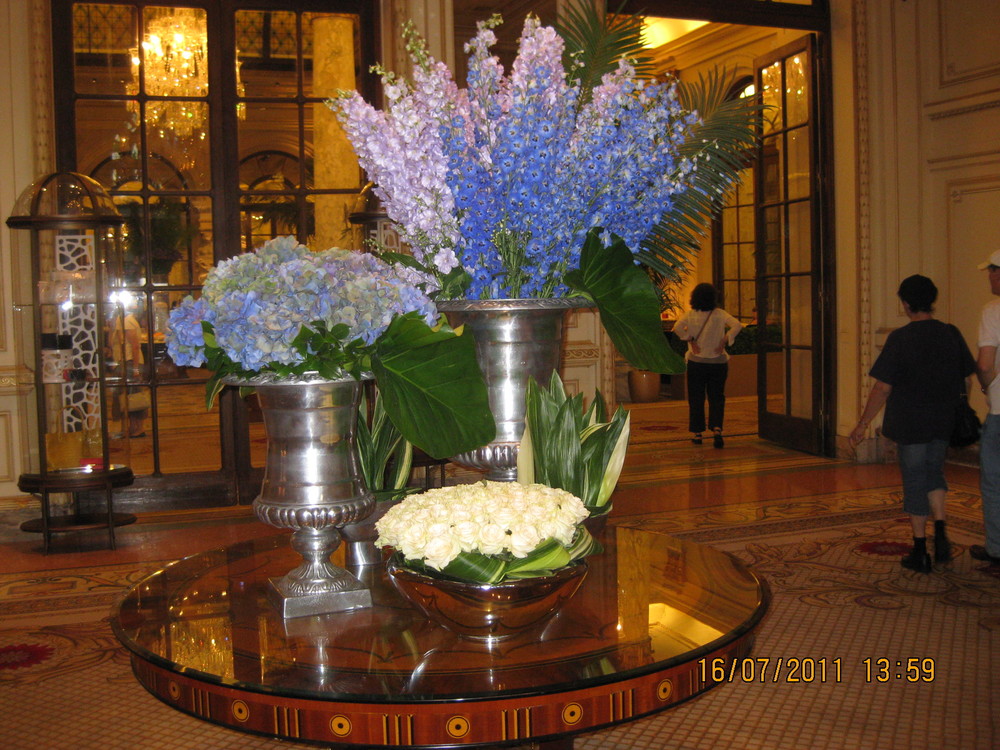 САЩ, Ню Йорк, Чудесна ваза във фоайето х.Плаза
