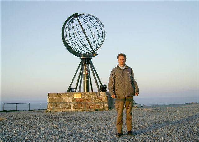Норвегия, Този метален глобус е символа на Нордкап
