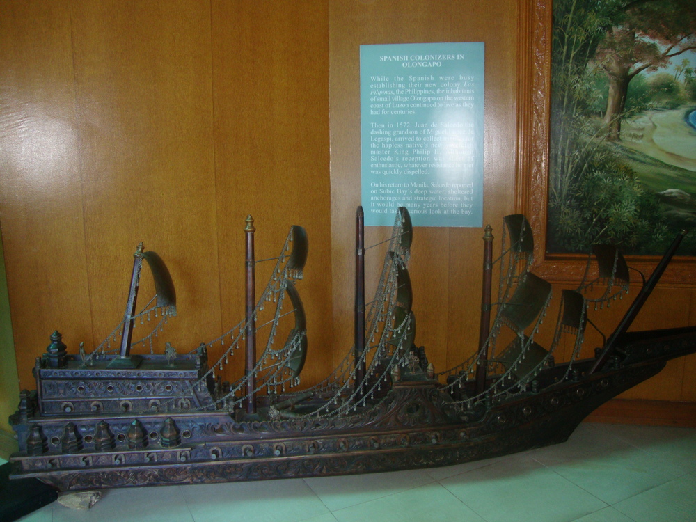 Филипини, Кораб на испанските колонизатори
