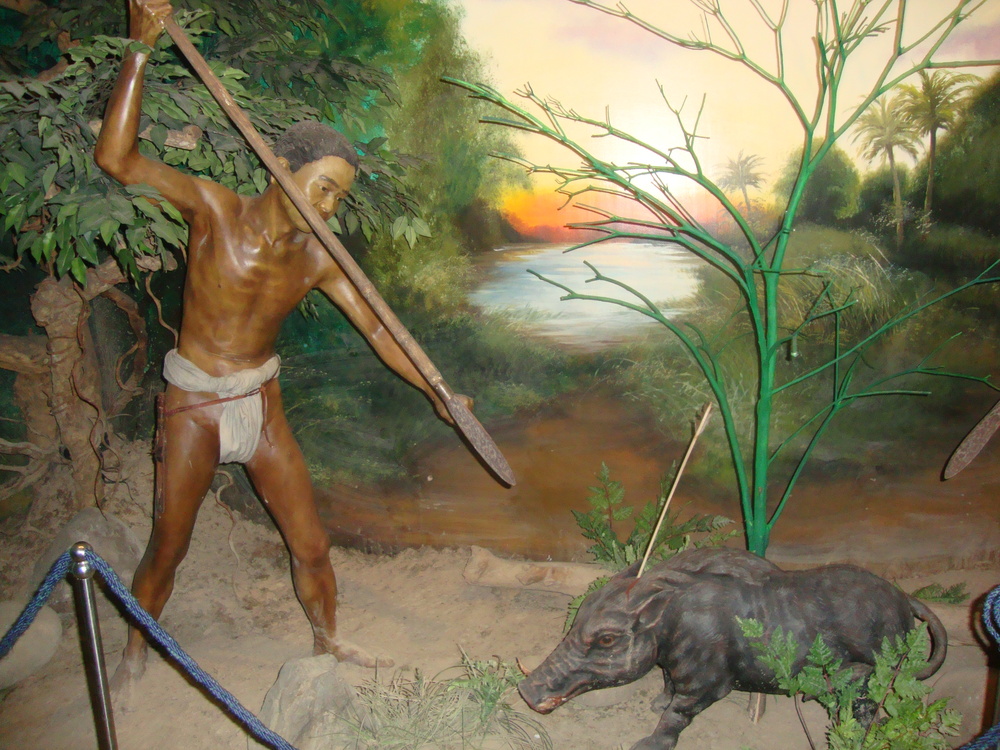 Филипини, ето как са представени ловците аета - коренните жители - в Градския музей на Олонгапо
