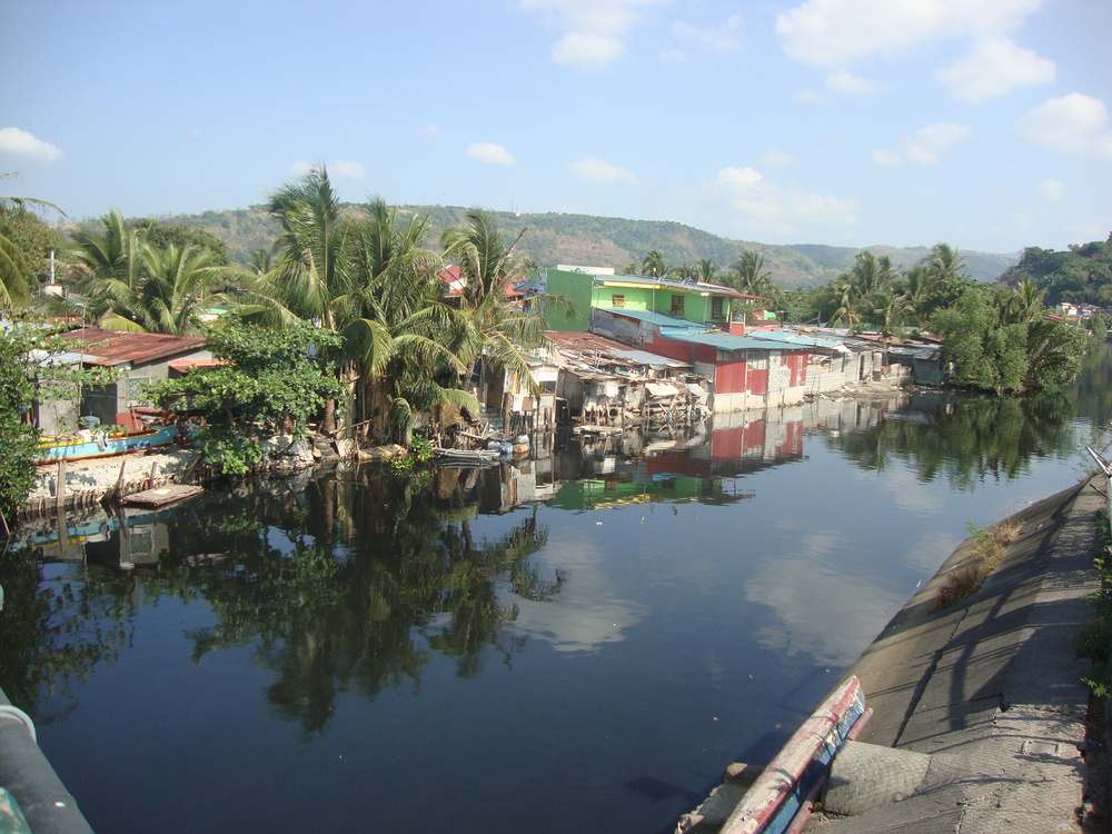 Филипини, покрайнините на Олонгапо

