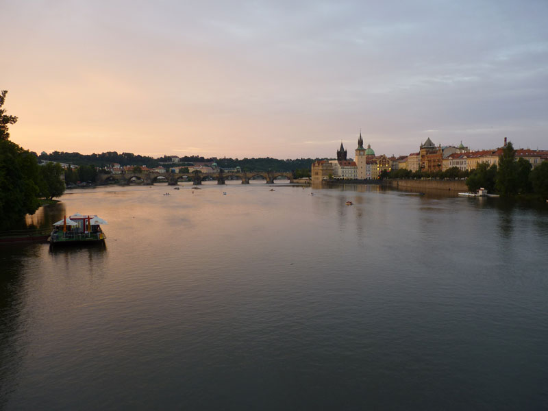 Чехия, Прага – необятност, старинна красота и хармония
