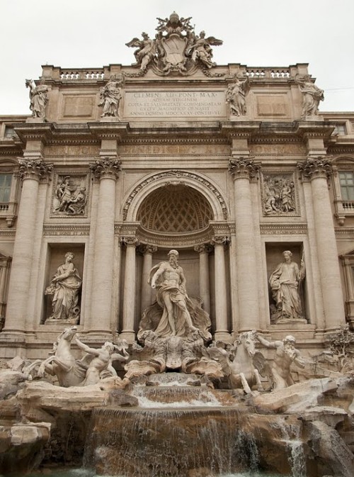 Италия, Рим, Изключителните Скулптури на Фонтана Ди Треви
