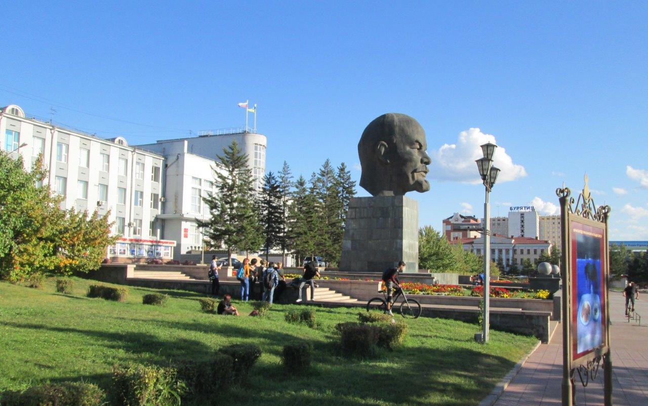 Огромната глава на Ленин в Улан Уде
