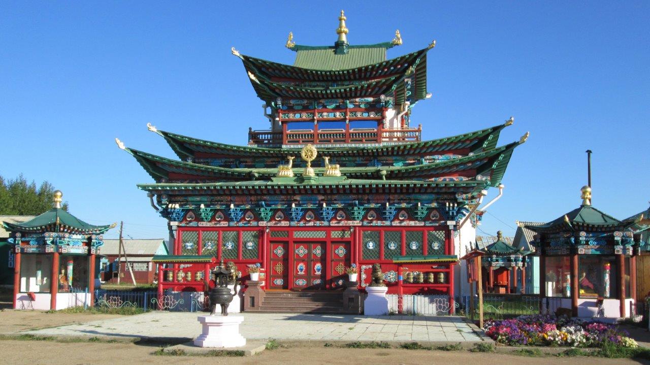 Дворецът-храм Хамбо-лама Итигелова, където се съхранява тялото на Учителя
