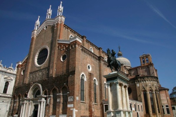 Венеция, Сан Джовани е Паоло - пантеонът на Венеция ( 25 дожи са погребани тук)
