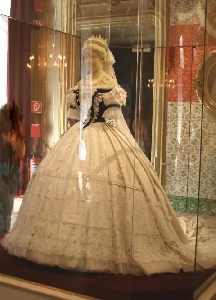 Виена,Сватбената рокля
