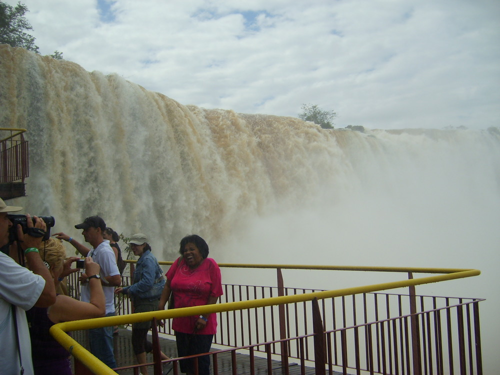 Бразилия, водопадите Игуасу
