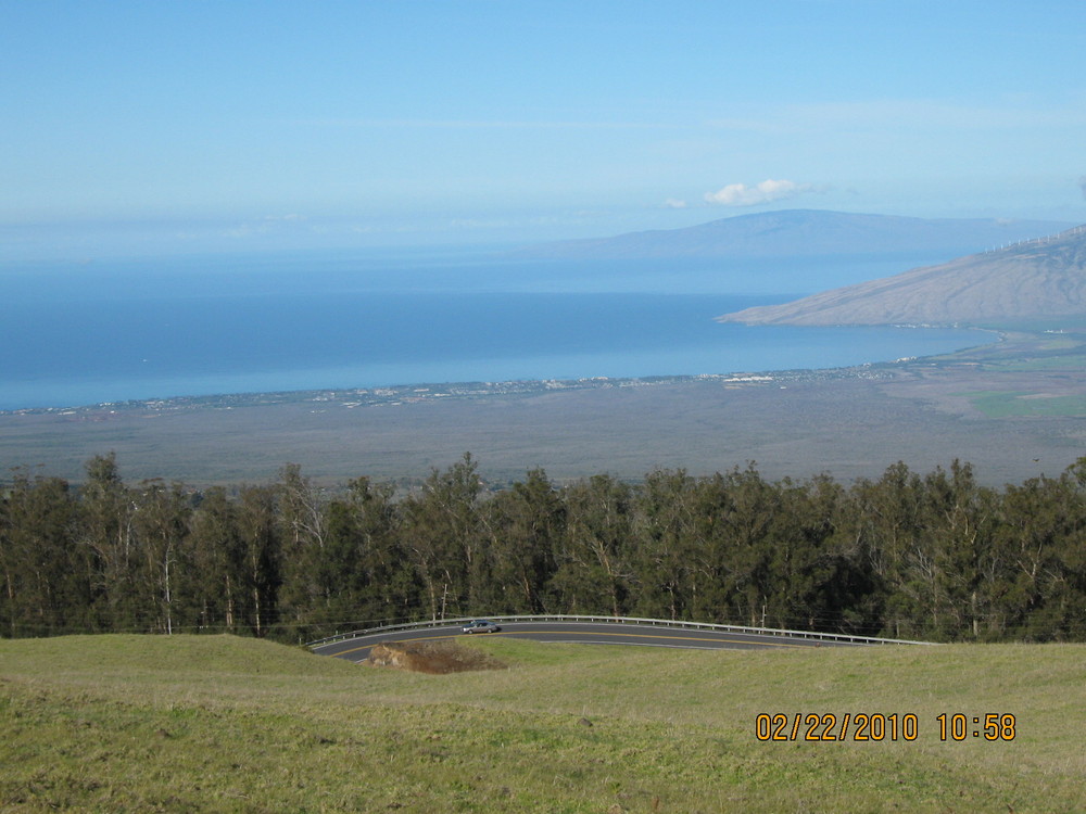 Хаваи, Поглед към Западен Мауи от склоновете на Халеакала
