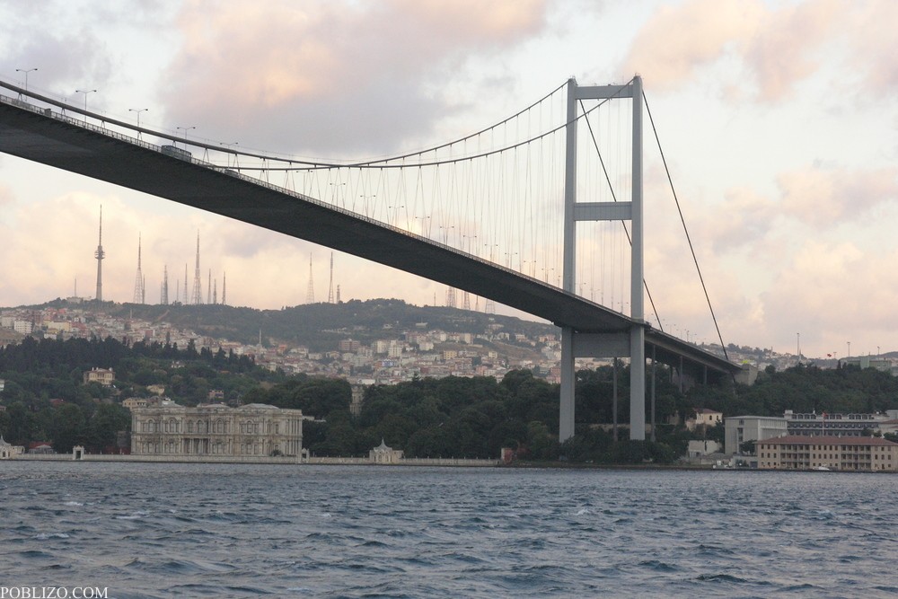 Мостът Ататюрк,Истанбул
