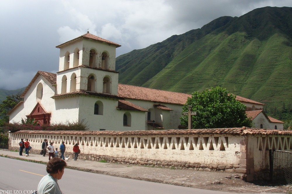 Перу, В селото Урубамба
