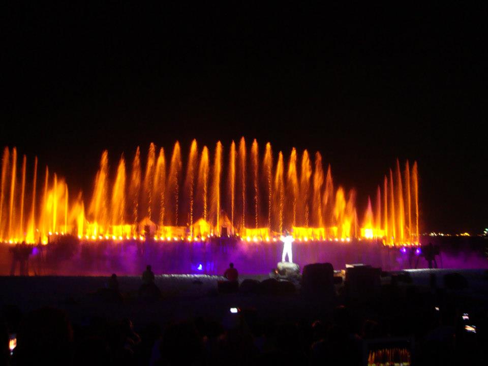 Сингапур, Пеещите фонтани в шоуто
