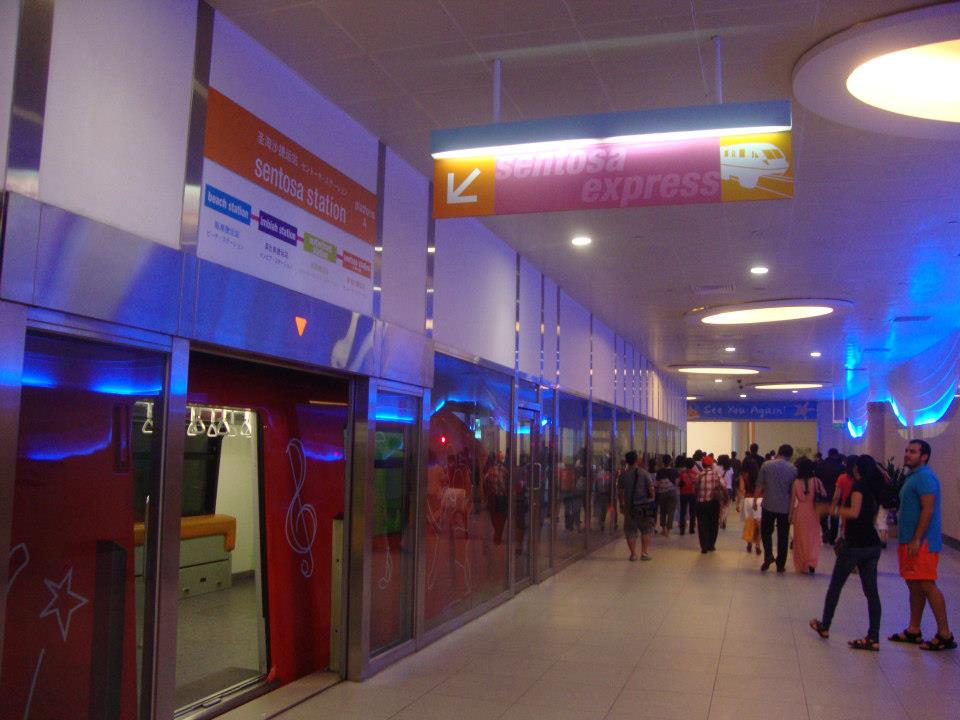 Сингапур, Началната станция на Sentosa Express във VIVOCITY MALL
