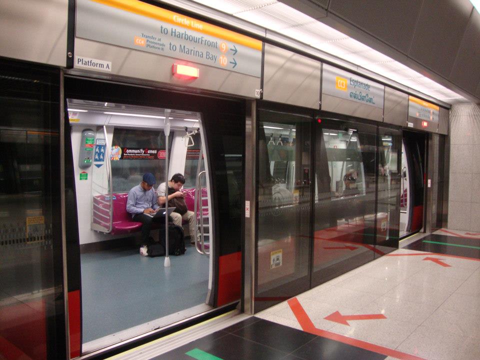 Сингапур, Сингапурското метро
