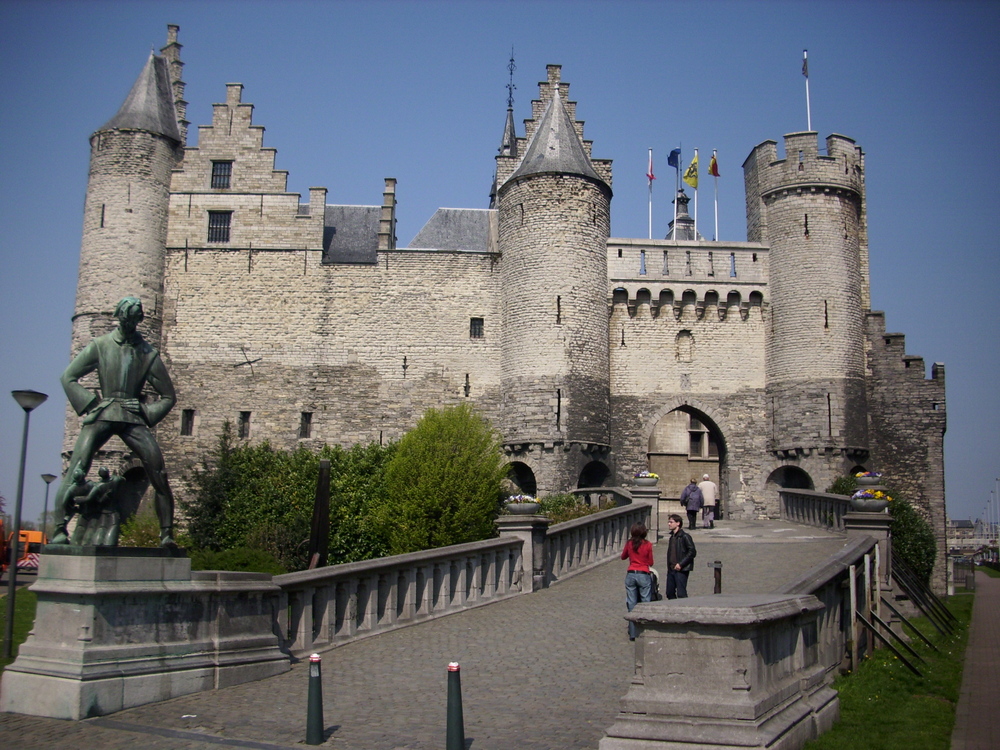 Белгия, Антверпен, Замъкът Хет Стийн
