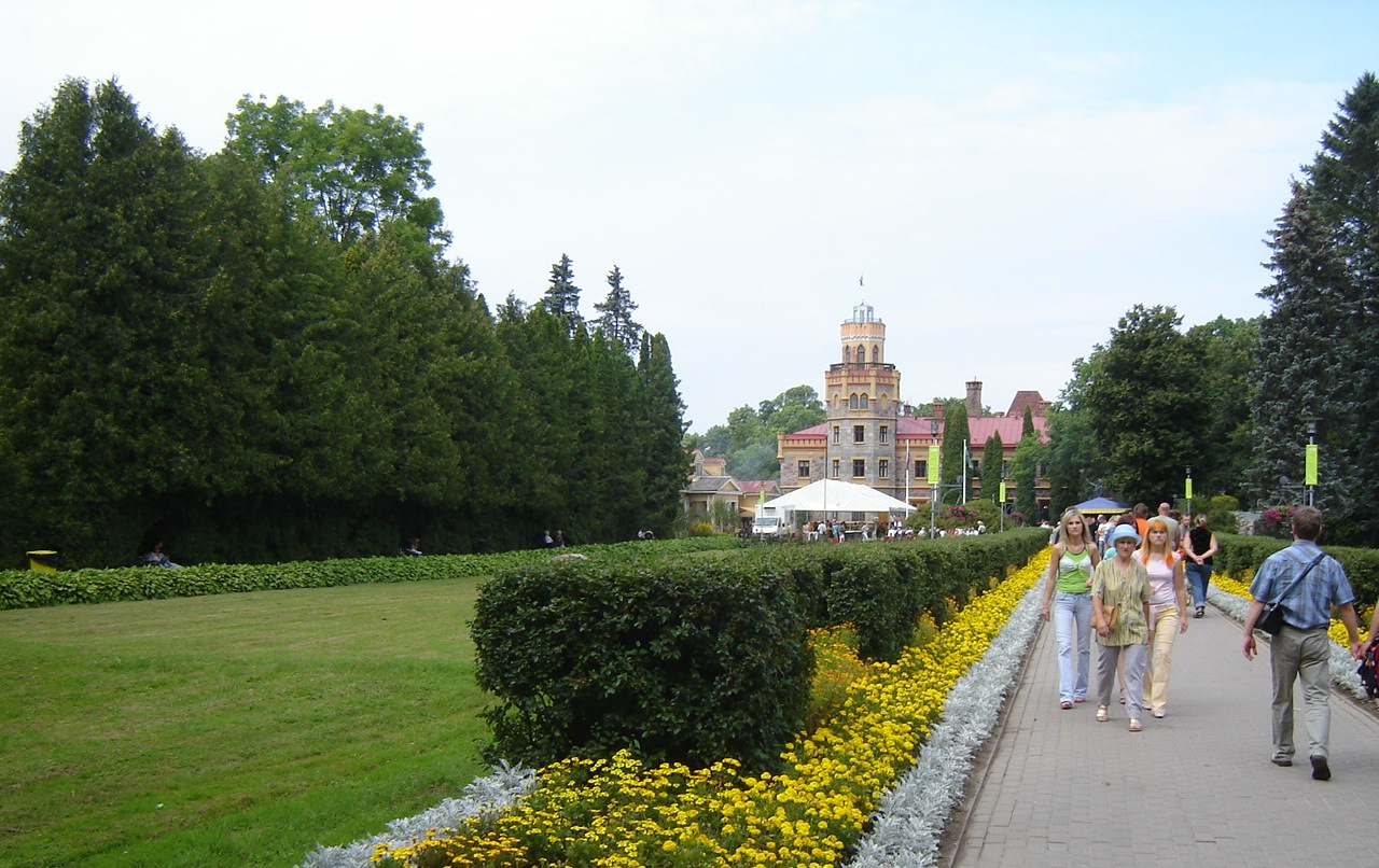 Латвия
