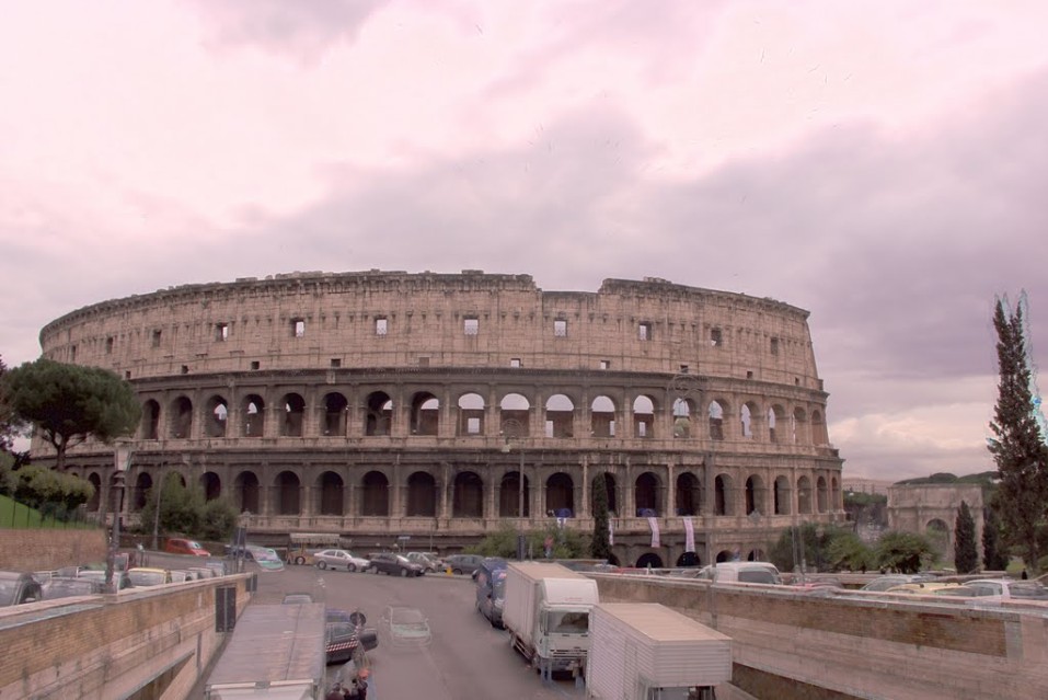 Италия, Рим, Величественият Колизеум
