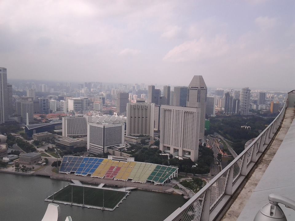 Сингапур, Поглед от високо към плаващия стадион
