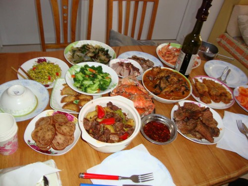Китайска новогодишна трапеза - ястията трябва да са най-малко тринадесет