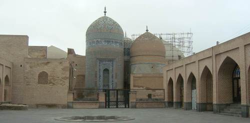 Архитектурния комплекс, включващ и мавзолея на шейх Сафи-ад-Дин