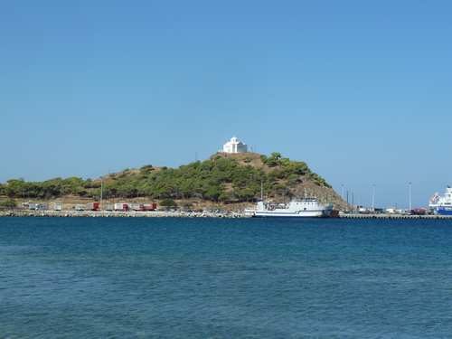 Пристанището на Мирина