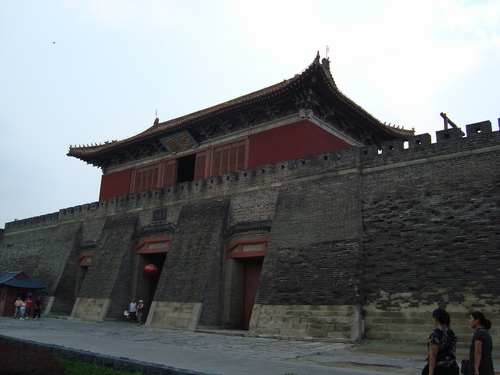 портата на Даоисткия храмов комплекс